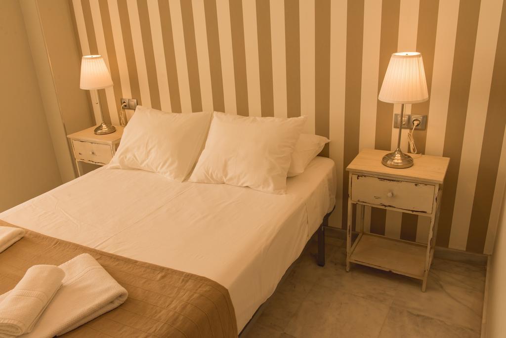 Ab Apartamentos Reding Málaga Exterior foto